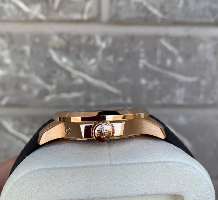 Patek Philippe Aquanaut 5164r-001 Rose Gold Aquanaut