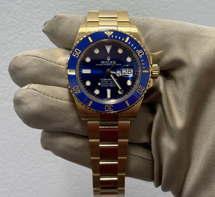 Rolex Submariner Date New Rolex Yellow Gold Blue Dial Submariner 41mm 126618lb 2025 - Box And Papers