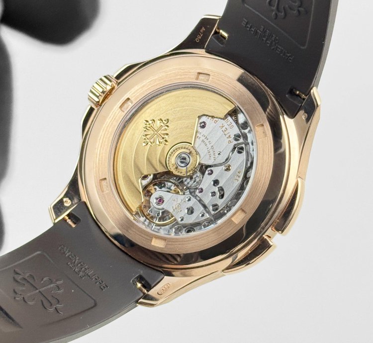 Patek Philippe Aquanaut 5164r-001 Travel Time Brown Dial Rose Gold 2021