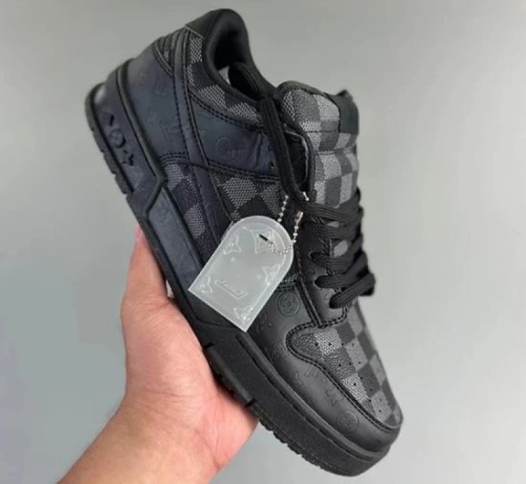 Louisvuitton X Nike Sb Dunk Low Black Sneakers