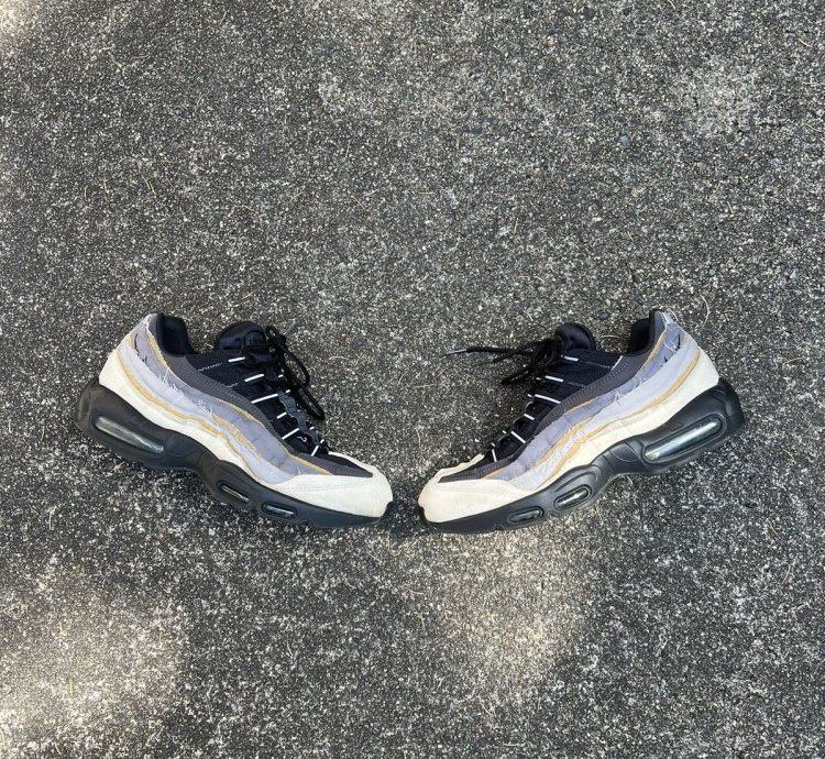 Nike Cdg Air Max 95 In Charcoal Black
