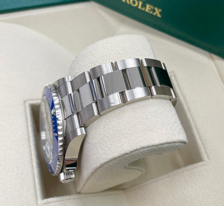 Rolex Submariner Date New Submariner Date 41mm 126619lb White Gold Blue Bezel Black Dial