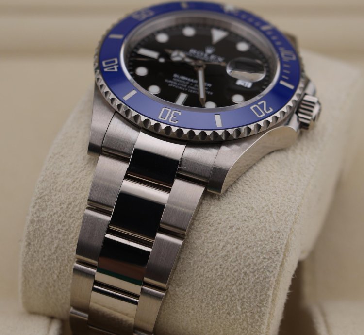 Rolex Submariner Date New Submariner Date Cookie Monster 126619lb New Complete Set