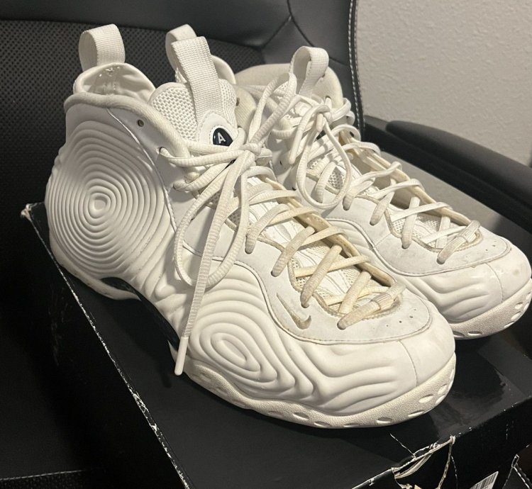 Nike Comme Des Gar On Foamposite Sz 10