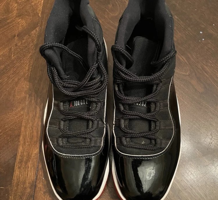 Air Jordan 11 Retro Playoffs Bred