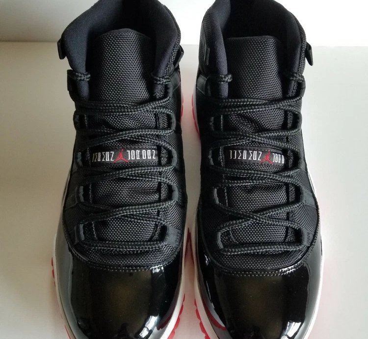Air Jordan 11 Retro Playoffs Bred