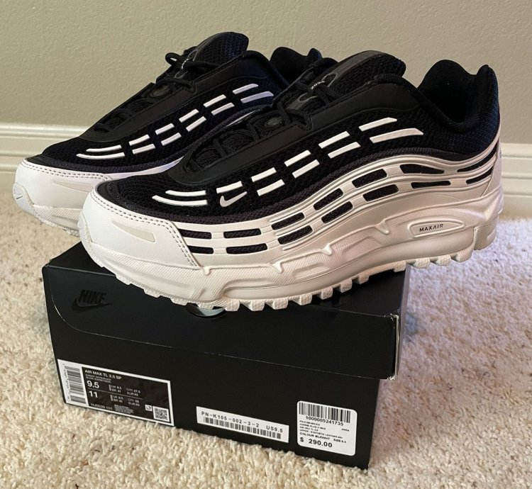 Nike Comme Des Gar Ons Air Max 2 5
