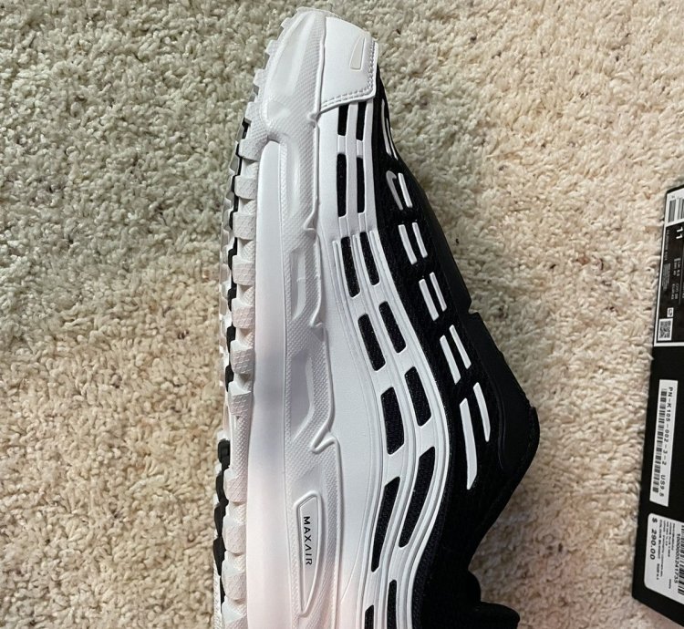 Nike Comme Des Gar Ons Air Max 2 5