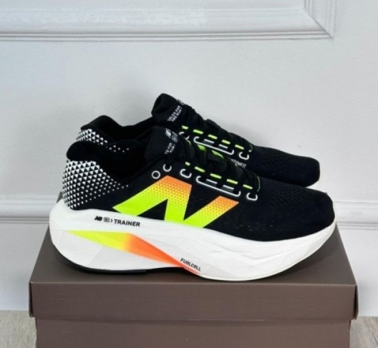 Ne W Balance Supercomp Trainer V3 Running Shoes