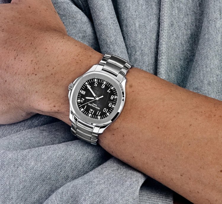 Patek Philippe Aquanaut 5167 1a-001 Selfwinding Stainless Steel Black Dial 2014