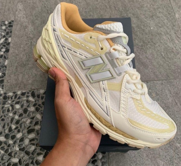 Nebalance 1906r Lunar New Year White Sneakers