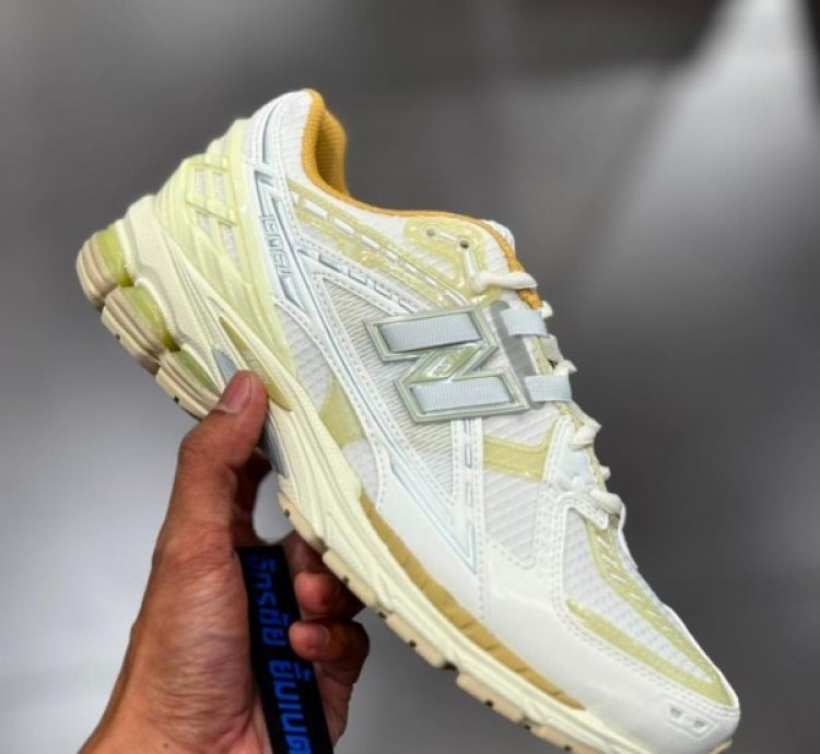 Nebalance 1906r Lunar New Year White Sneakers