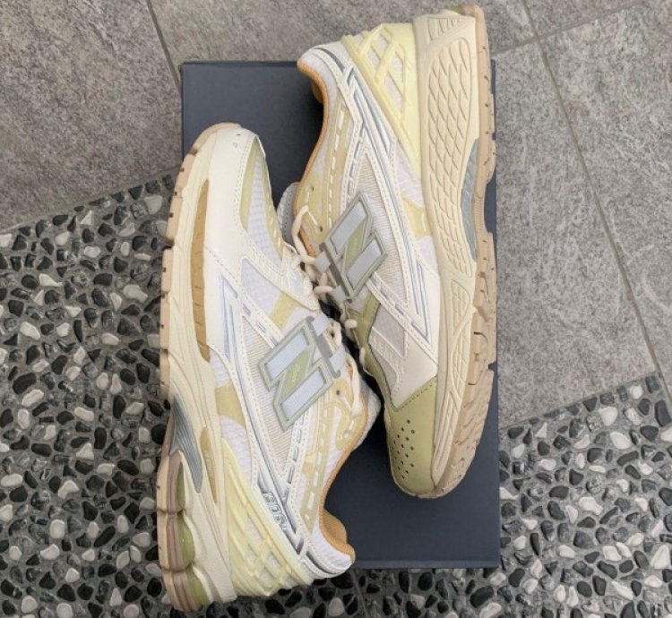 Nebalance 1906r Lunar New Year White Sneakers