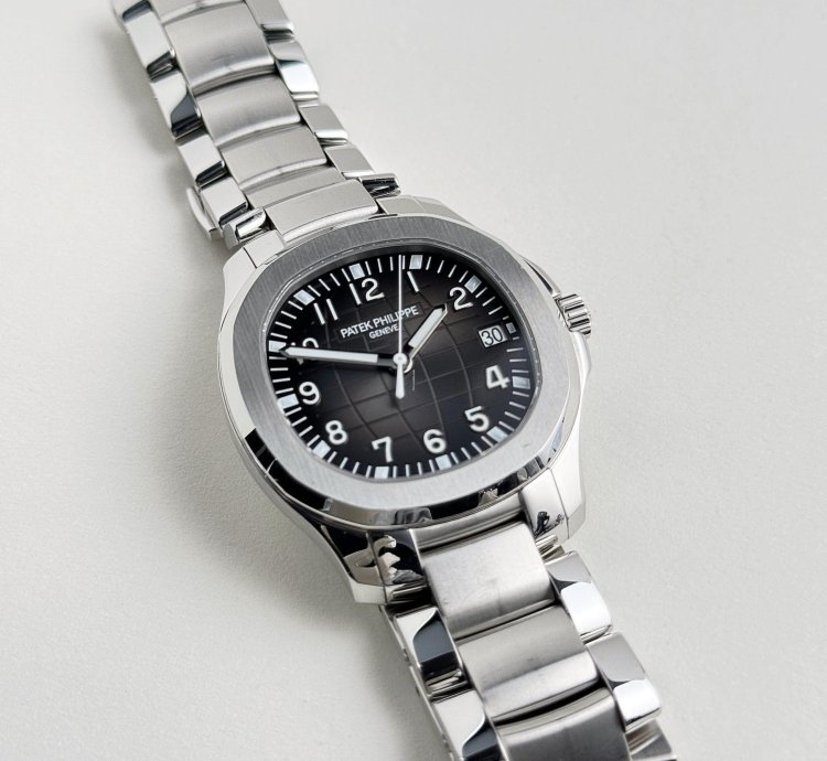 Patek Philippe Aquanaut 5167 1a-001 Selfwinding Stainless Steel Black Dial 2024