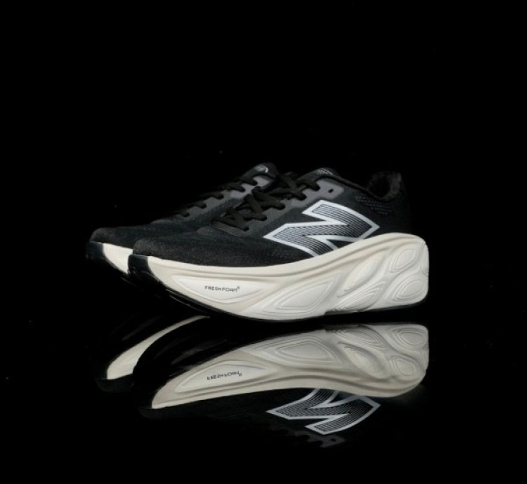 Newbalace Fresh Foam X More Evoz V5 Black White Running Shoes