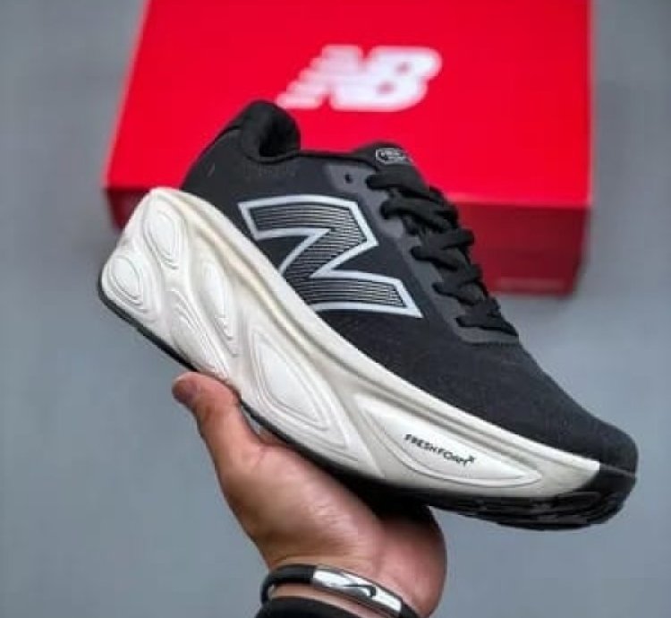 Newbalace Fresh Foam X More Evoz V5 Black White Running Shoes
