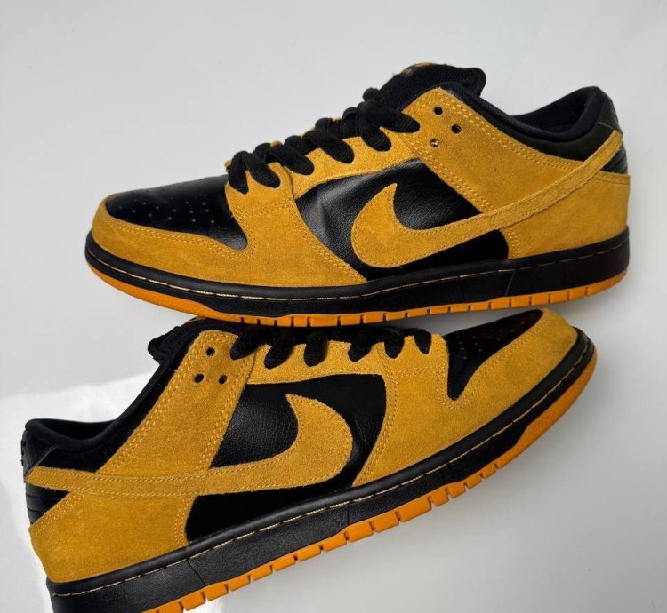 Super Rare Nike Dunk Sb Low Lova Vintage