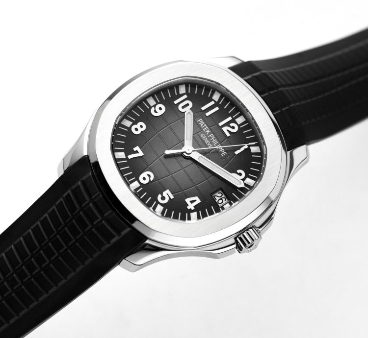 Patek Philippe Aquanaut 5167a - 2020