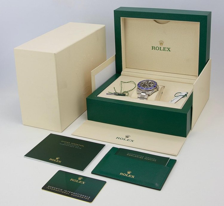 Rolex Submariner Date Oyster Perpetual Submariner Date 41mm 18kt White Gold Smurf 126619lb