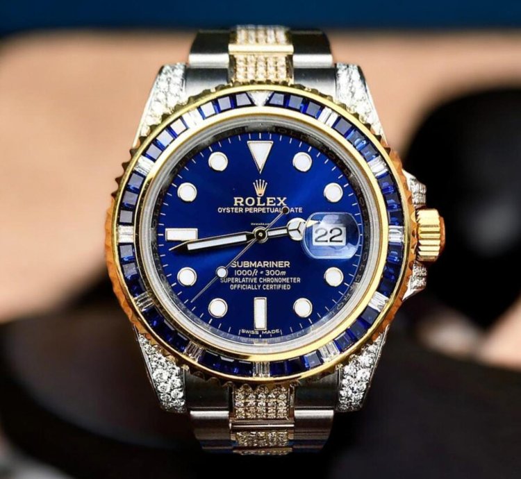 Rolex Submariner Date Oyster Royal Blue Dial Custom Diamond-set - Iced Out