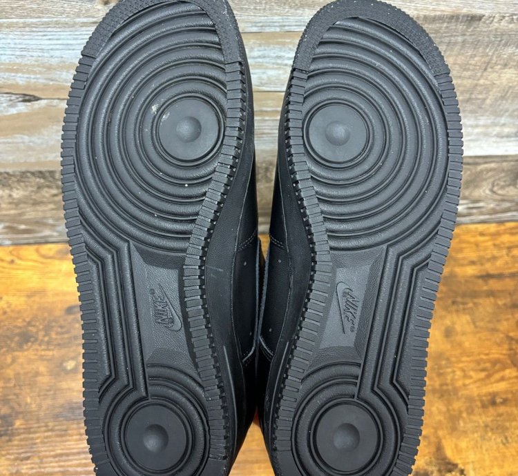 Supreme Air Force 1 Black Size 11