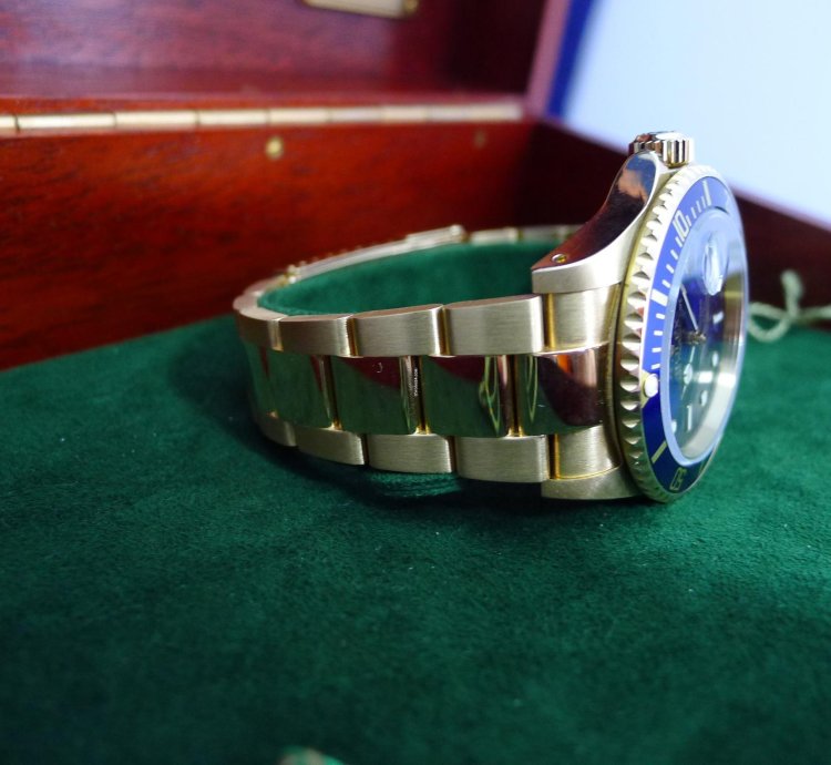 Rolex Submariner Date Ref 16618 Nos