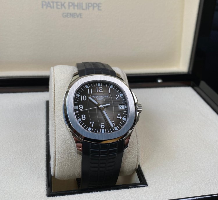 Patek Philippe Aquanaut 5167a Full Set 2023 - Like New Condition
