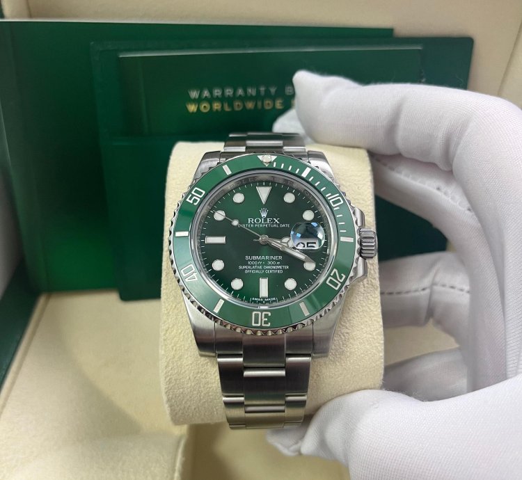 Rolex Submariner Date Stainless Steel The Hulk Green Dial 116610lv New Rolex Green Card