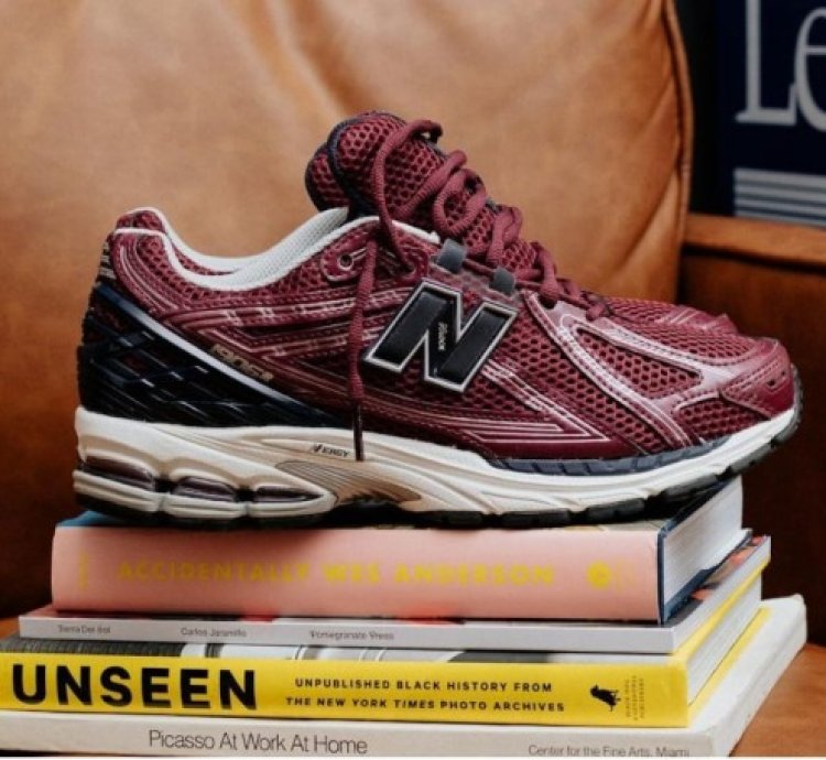 Newbalance 1906r Burgundy Black Sneakers
