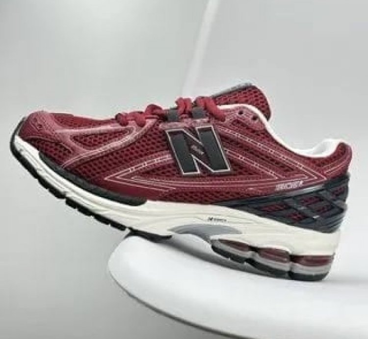 Newbalance 1906r Burgundy Black Sneakers