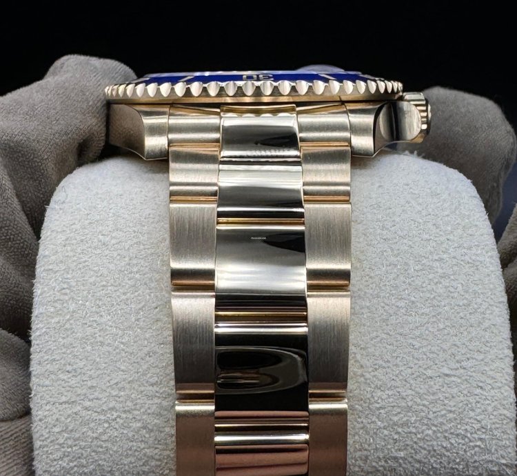 Rolex Submariner Date Unworn
