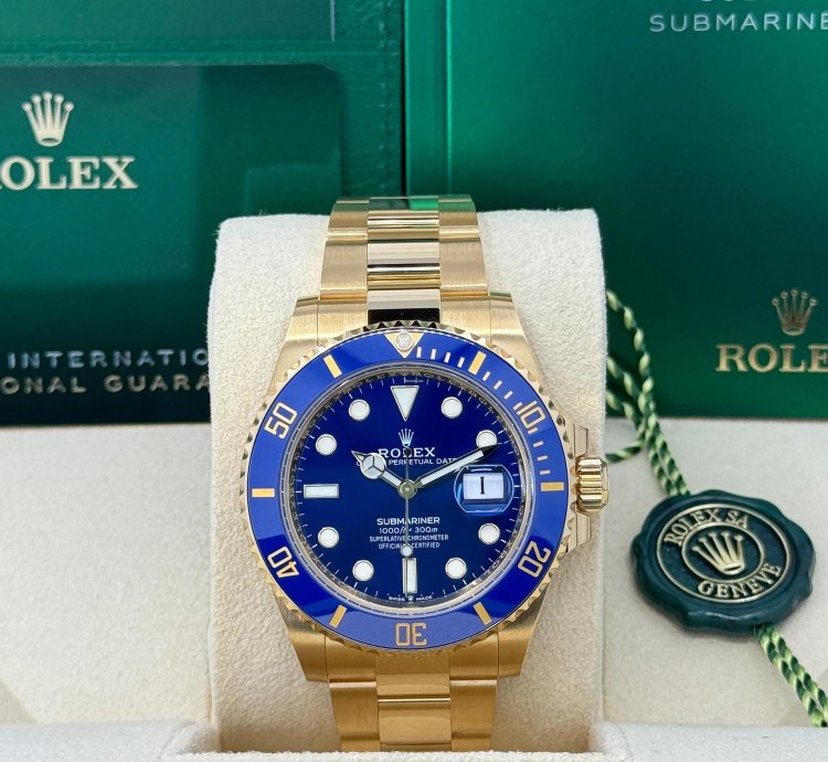 Rolex Submariner Date Unworn 2024 18k Yellow Gold Blue Dial 126618lb Complete