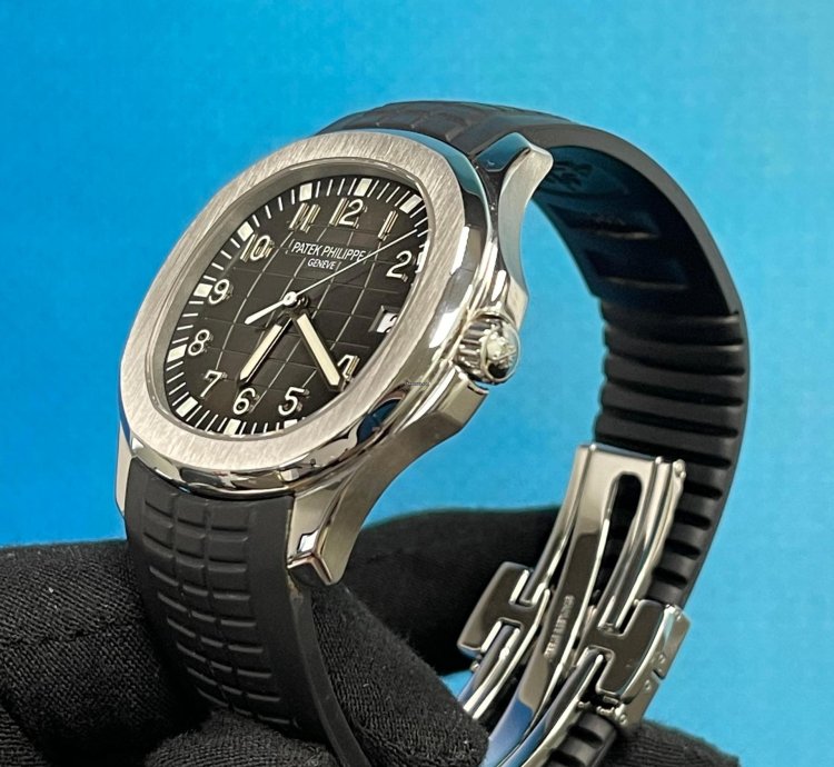 Patek Philippe Aquanaut 5167a-001 Black Aquanaut
