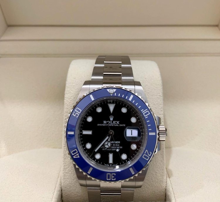Rolex Submariner Date Unworn 2024 Black Dial White Gold 126619lb Complete