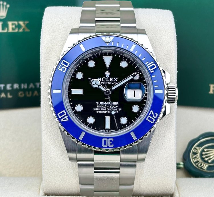 Rolex Submariner Date Unworn 2024 Black Dial White Gold 126619lb Complete