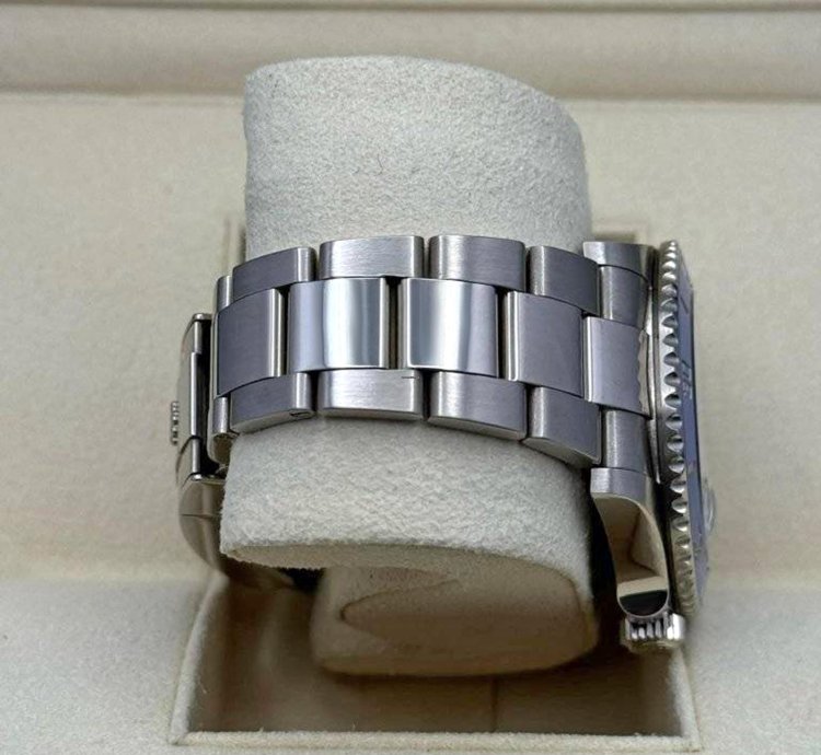 Rolex Submariner Date Unworn 2024 Black Dial White Gold 126619lb Complete