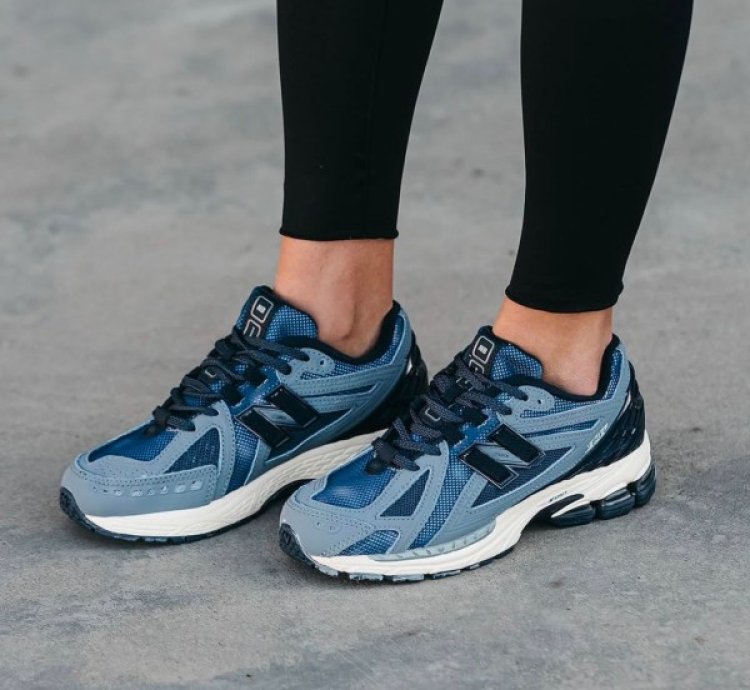 Newbalance 1906r Sapphire Blue Sneakers