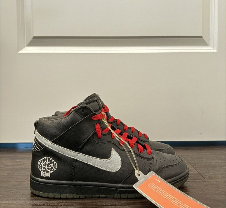 Nike Dunk High - Pharrell