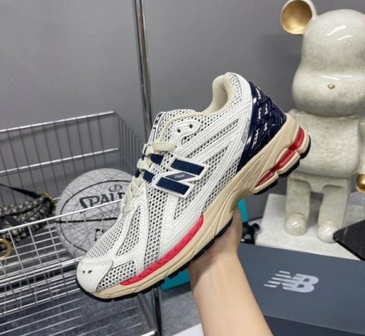 Newbalance 1906r Sea Salt Eclipse True Red Running Shoes