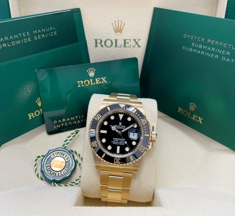 Rolex Submariner Date Unworn Submariner Date 41mm 126618ln Yellow Gold Black Bezel Black Dial