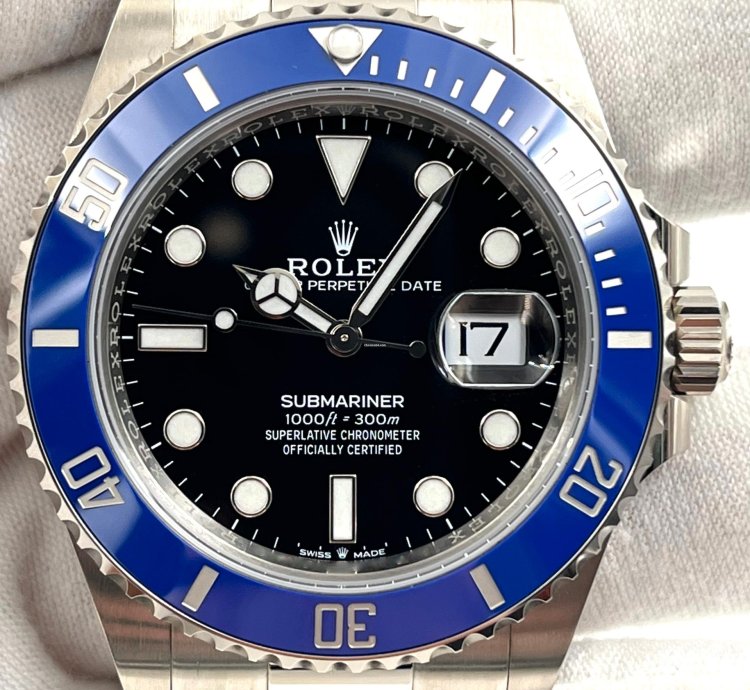 Rolex Submariner Date Unworn Submariner Date Smurf 41mm Blue Date White Gold 126619lb Box Papers 2024