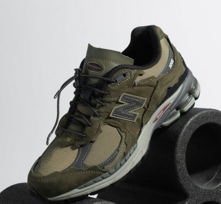 Newbalance 2002r Olive Sneakers
