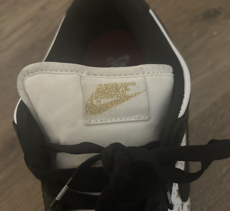 Supreme Black Star Dunks