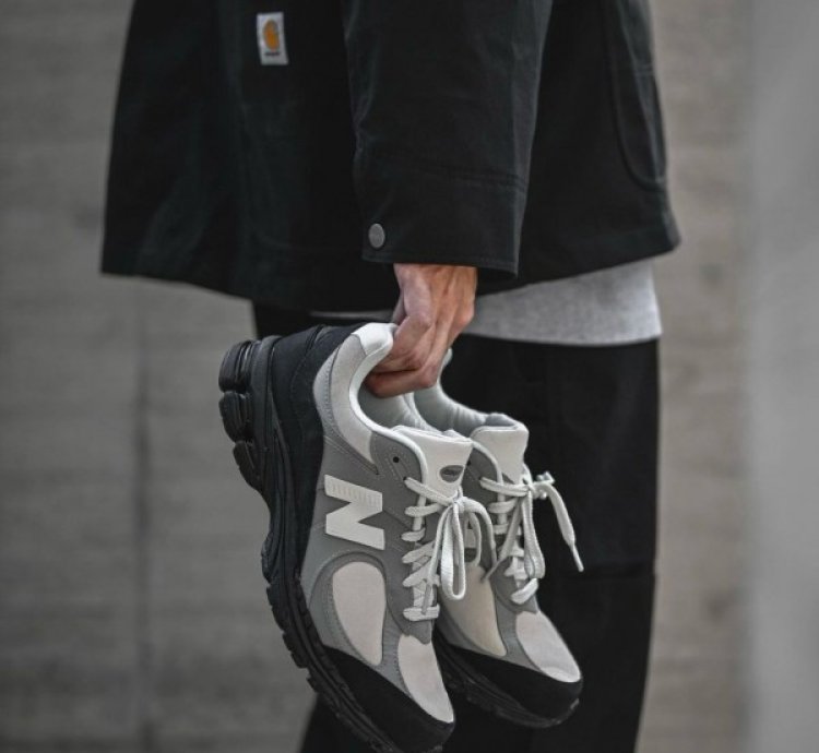Newbalance 2002r The Basement Black Grey Running Shoes