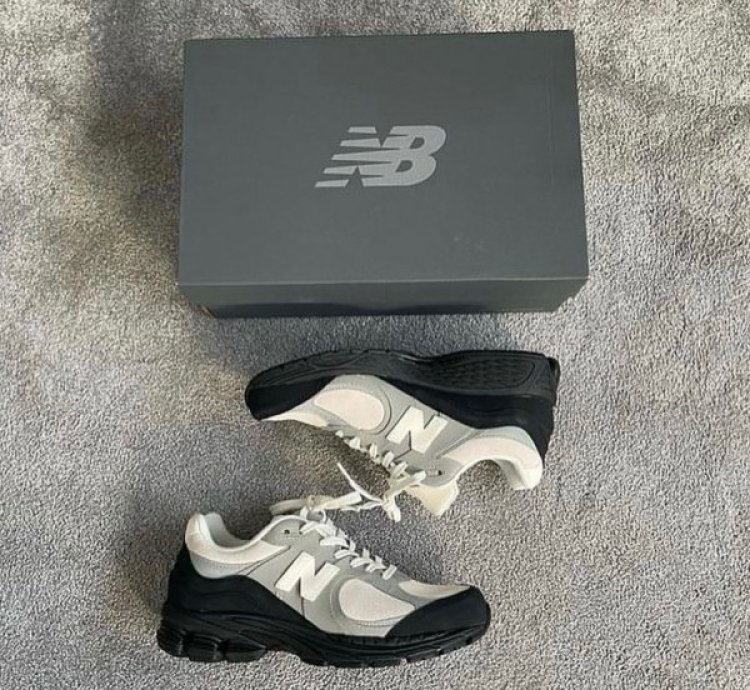 Newbalance 2002r The Basement Black Grey Running Shoes