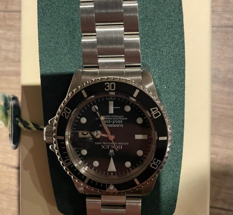 Rolex Submariner Date Vis Et Garantie Avec Facture
