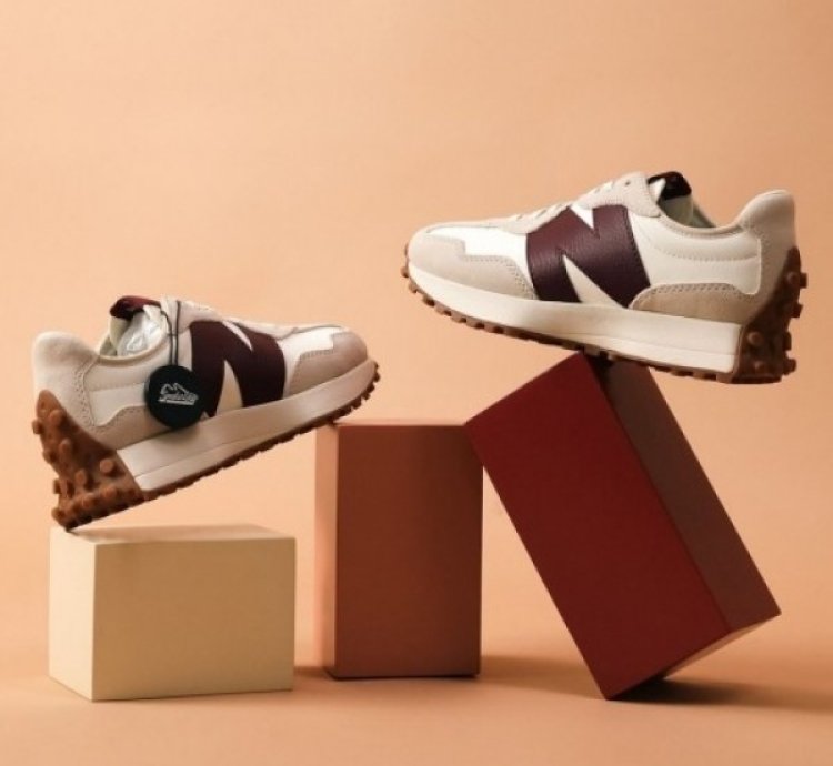 Newbalance 327 Burgundy Running Shoes