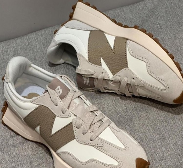 Newbalance 327 Driftwood Beige Sneakers