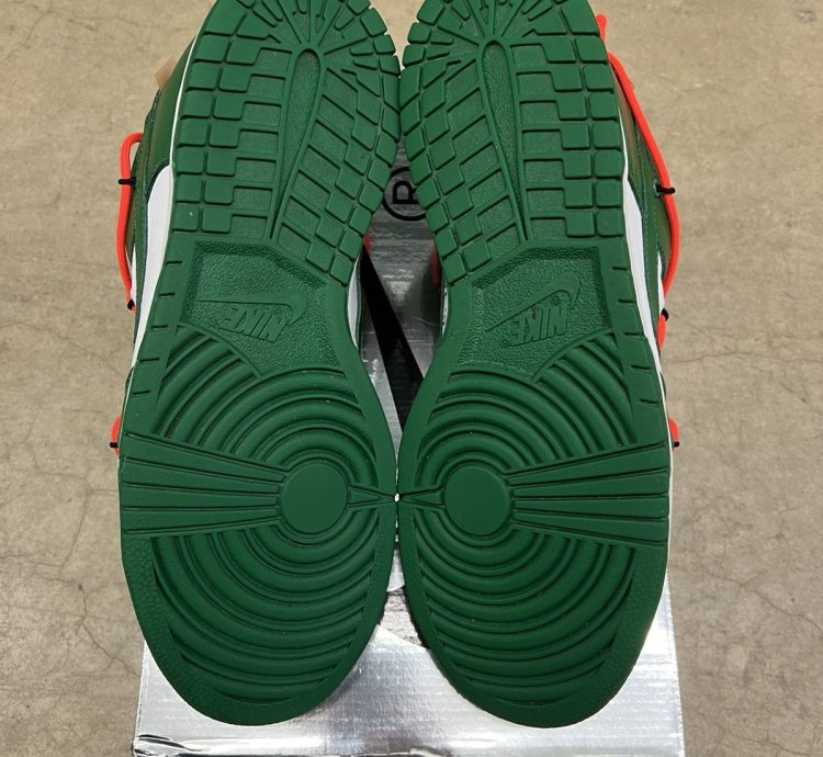 Nike Dunk Low Off-white Michigan State Size 9 5
