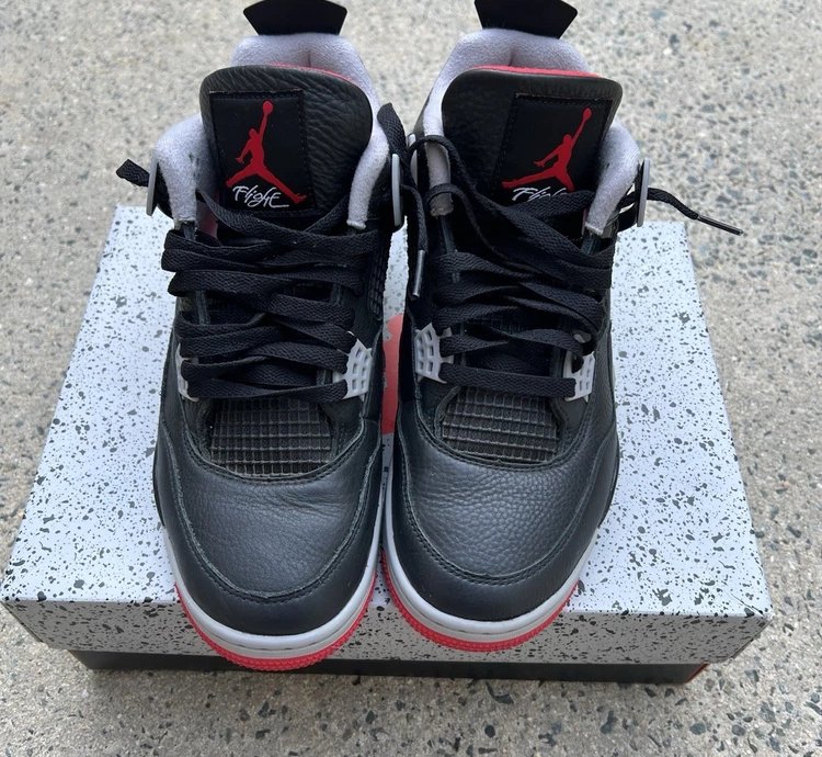Air Jordan 4 Retro Bred